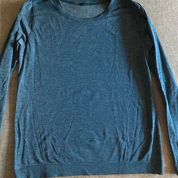 Lululemon LS shirt - Picture 2 of 8